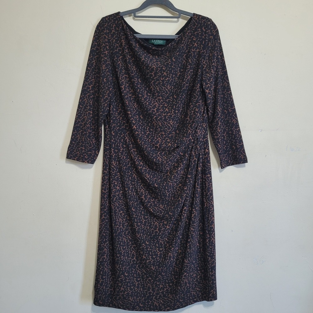 Lauren Ralph Lauren Sheath Dress Size 10 Ruched Animal Print 3/4 Sleeve Stretch